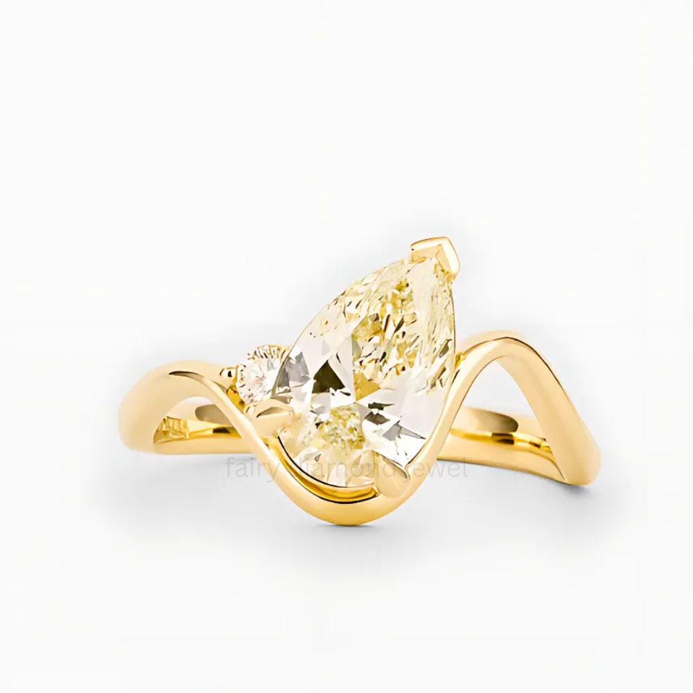 Pear Moissanite Diamond Ring Set: 14k Gold East West Wedding Band