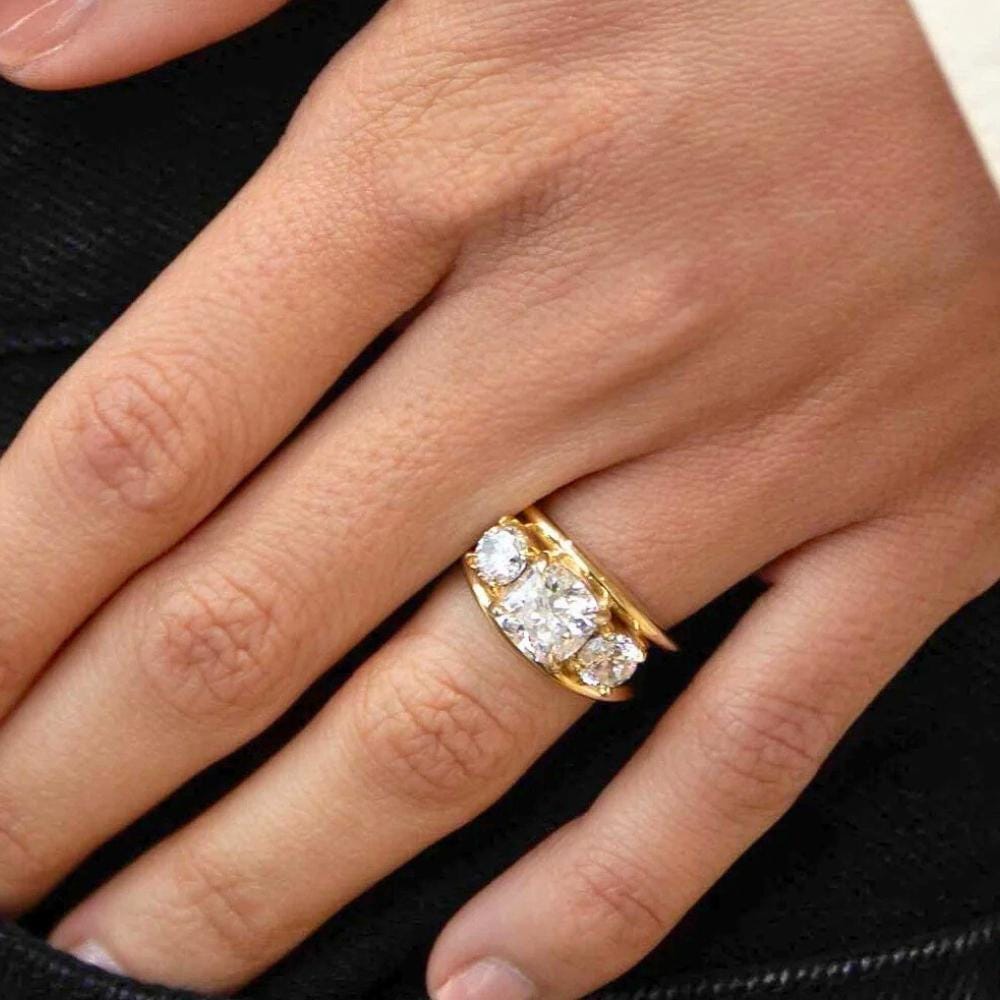 Moissanite Toi et Moi Ring - Cushion & Round Cut, 14K Gold Wedding Split Shank Band