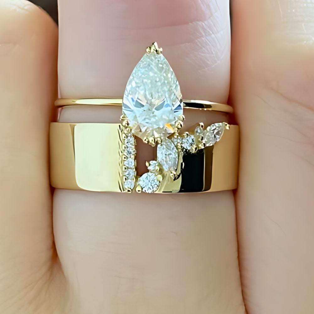 Moissanite Gold Fractured Cigar Band, Wedding DIamond Marquise Round Cut Stacking Band, Thick Rounded Cigar Wide Band in 14k Solid Gold