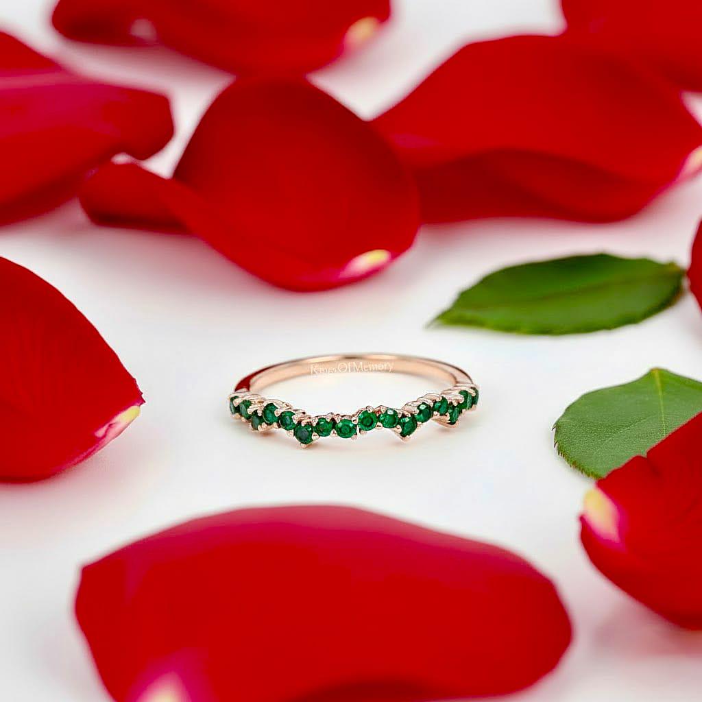 Emerald Ring 14K Gold, Dainty Emerald Stone Stackable Ring, Minimalist Birthstone Ring Statement Ring, Custom Stacking Ring, May Birthstone