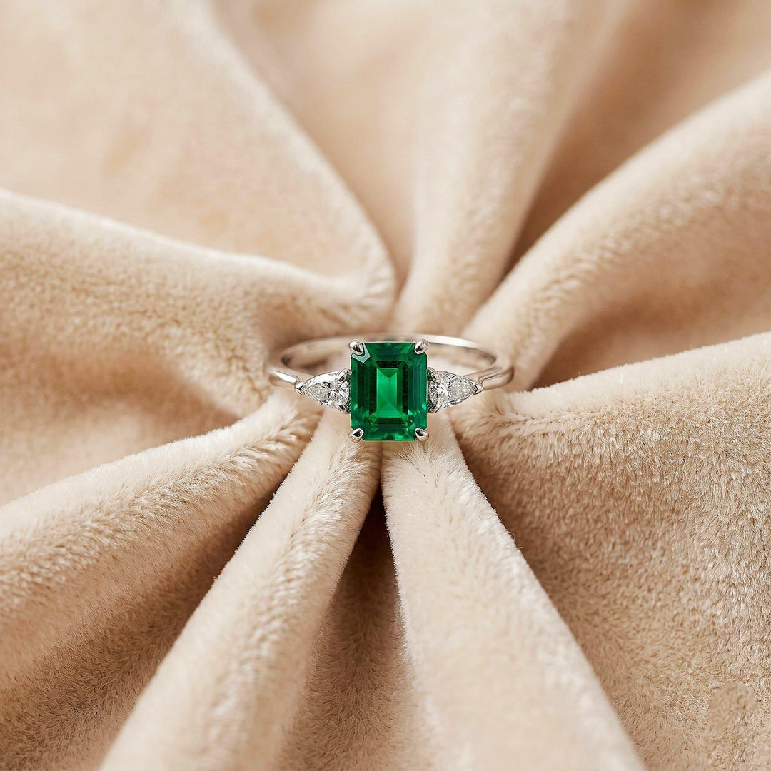 Emerald ring Vintage Lab Emerald Engagement ring Silver ring gift Unique antique wedding promise anniversary ring for her