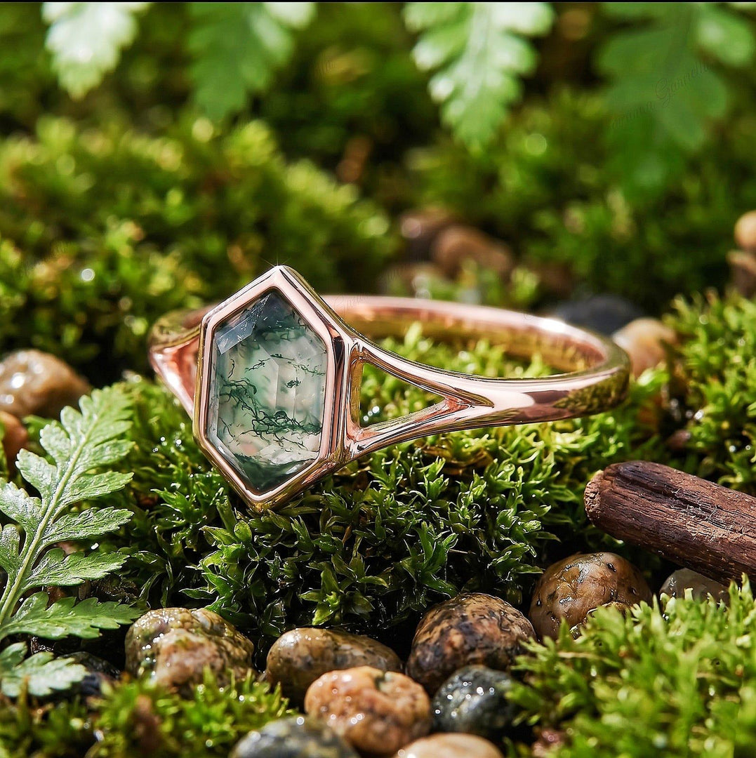 Hexagon Moss Agate Engagement Ring,Art Deco Three Stones Ring, Yellow Gold Wedding Ring Vintage Promise Ring Nature Bridal Ring Gift for her