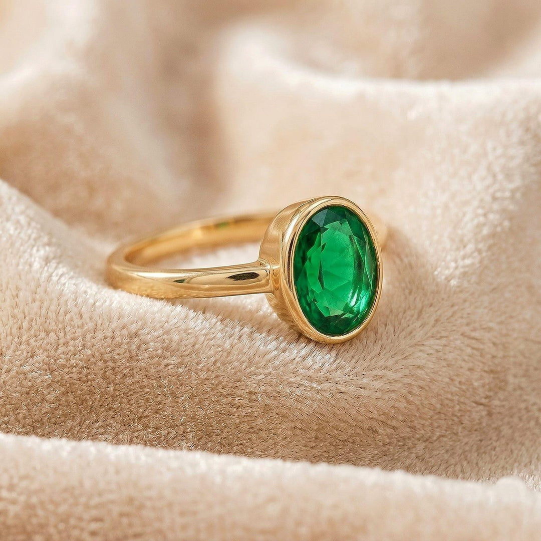Oval Emerald Bezel Ring | 14K Gold Minimalist Engagement Ring | May Birthstone Anniversary Gift for Her | Dainty Stacking Ring