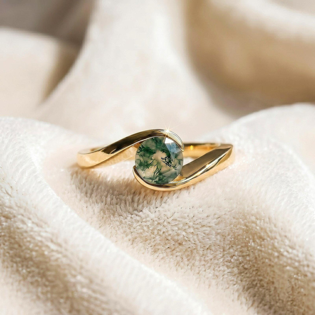 Natural Moss Agate Round Engagement Ring, Minimalist Bezel Set Ring, Wedding Ring, 14K Solid Gold, Green Agate Ring, Anniversary Gift Ring