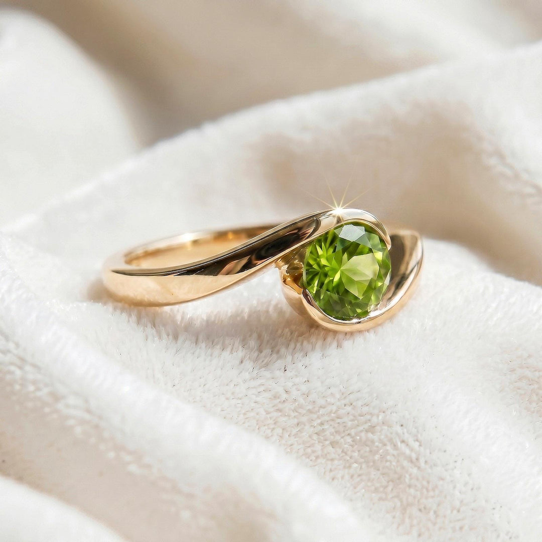 Green Amethyst Round Engagement Ring, Modern Semi Bezel Setting , 14K Solid Yellow Gold, Sterling Silver Ring, Elegant Ruby Gift for Women