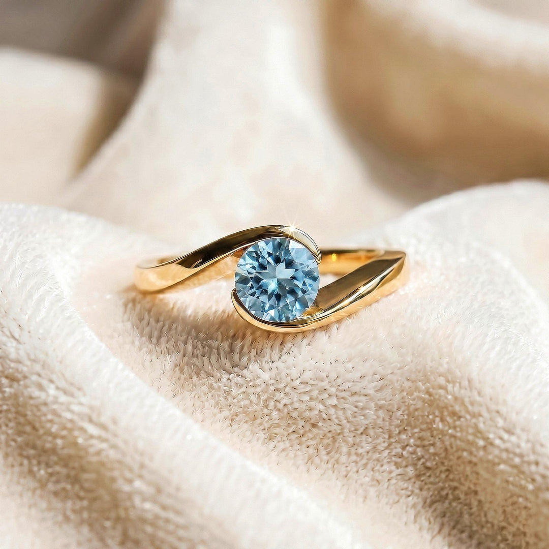 Vintage Aquamarine Round Ring, Half Bezel Setting, Blue Gemstone Ring, Minimalist Gold Ring, March Birthstone Jewelry, Dainty Solitaire Ring