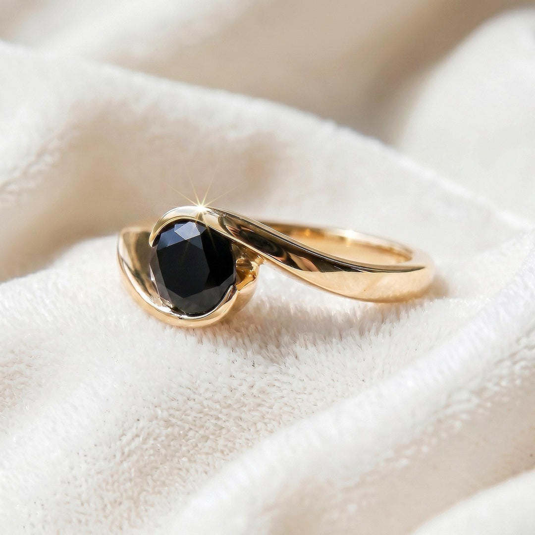 Vintage Black Onyx Round Ring, Half Bezel Setting, Onyx Gemstone Ring, Minimalist 14K Gold Ring, Birthstone Jewelry, Dainty Solitaire Ring