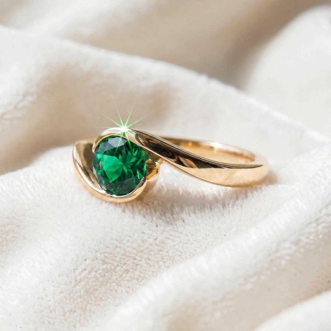 Unique Emerald Engagement Ring, Half Bezel Ring, Round Emerald Ring, Minimalist Rings Personalized, Promise Ring, Wedding Ring, Gift For Her